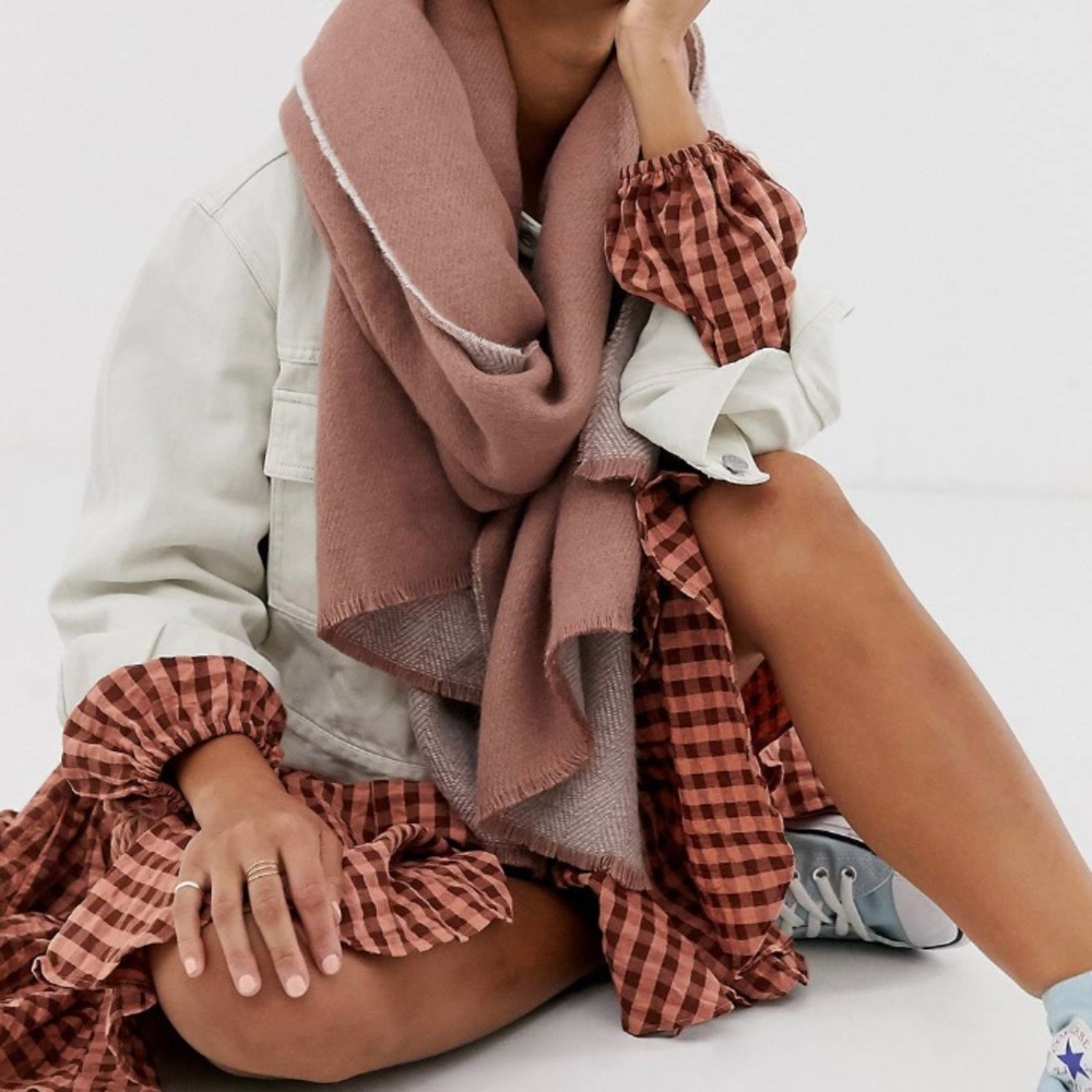 NWOT ASOS Herringbone Scarf
